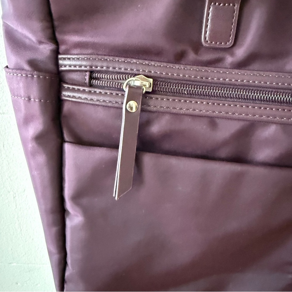 Roots | Purple Nylon Tote Bag | Everyday Carry-All Travel Shoulder Tote Bag - Picture 2 of 13